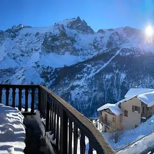 D'étape Aux Terrasses Ensoleillées , La Grave France